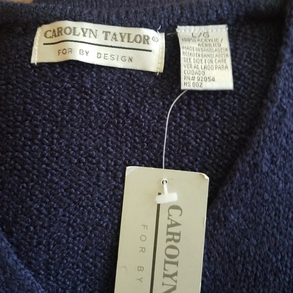 Carolyn Taylor V neck blue knitted sweater. Size L - Picture 7 of 8